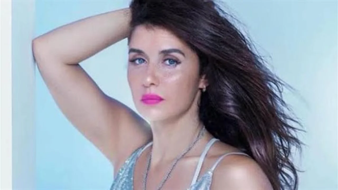 زواج غادة عادل ومجدي الهواري.. أسرار رحلة فنية استمرت ٢٠ عامًا وانتهت بالانفصال